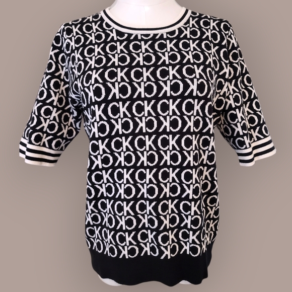 Calvin Klein Monogram Black and White Sweater - Picture 1 of 3